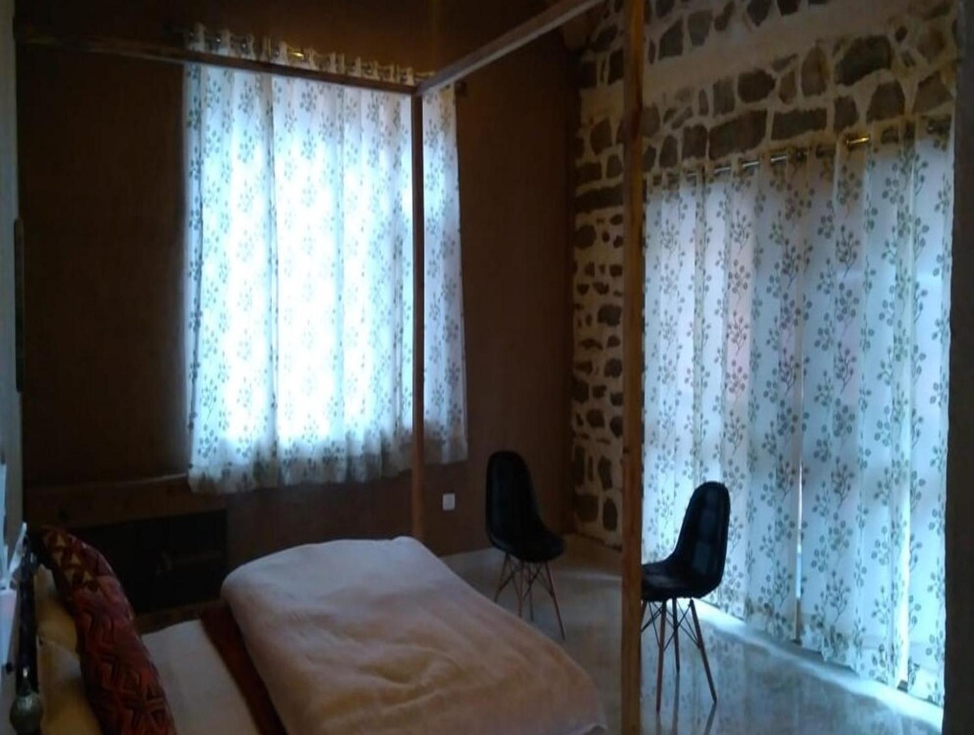 Offbeat Abodes - Tirthan Valley Banjar Екстер'єр фото