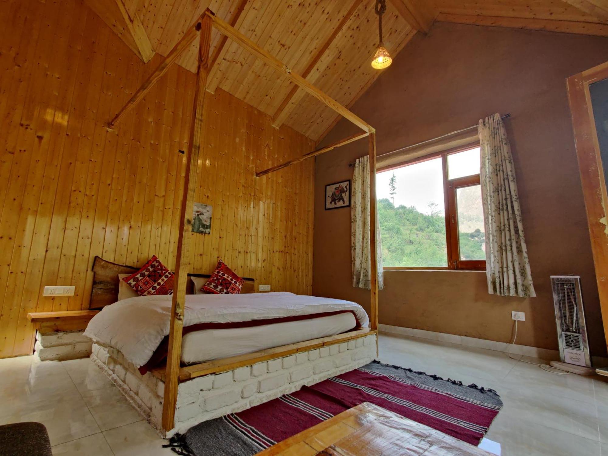 Offbeat Abodes - Tirthan Valley Banjar Екстер'єр фото