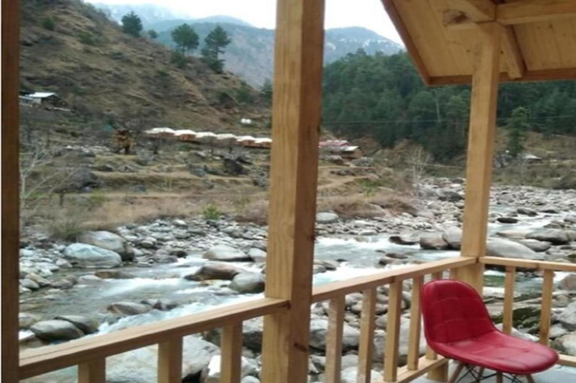 Offbeat Abodes - Tirthan Valley Banjar Екстер'єр фото
