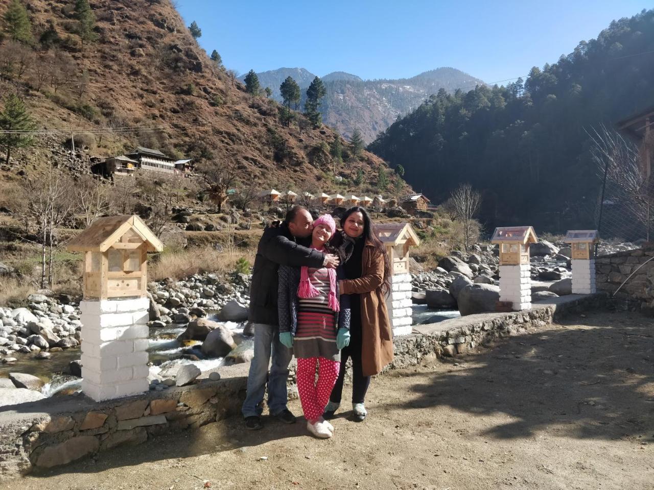 Offbeat Abodes - Tirthan Valley Banjar Екстер'єр фото